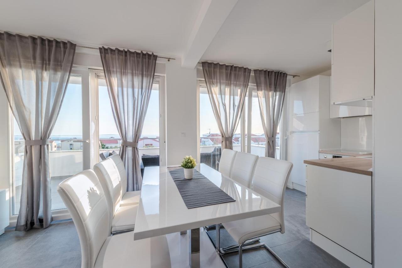 Villa Magnifica Apartments With Pool Novalja Εξωτερικό φωτογραφία