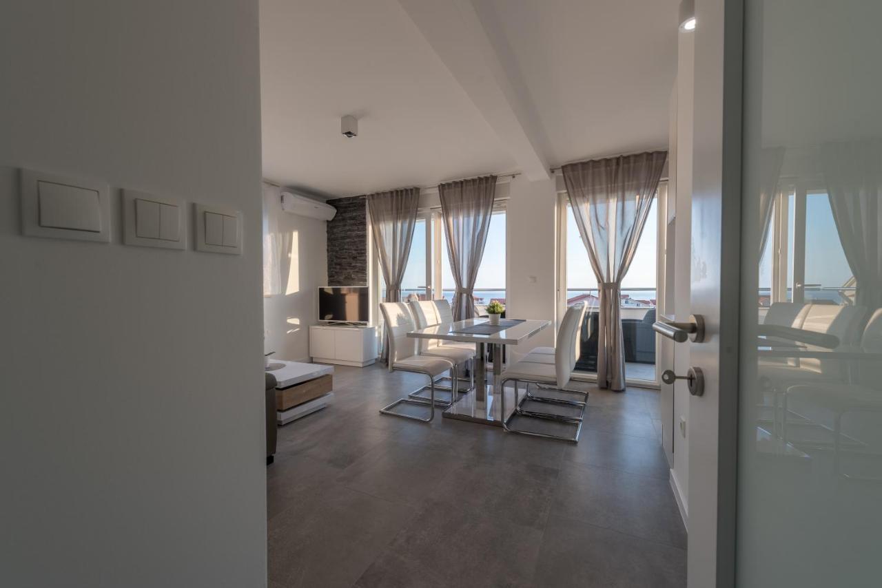 Villa Magnifica Apartments With Pool Novalja Εξωτερικό φωτογραφία