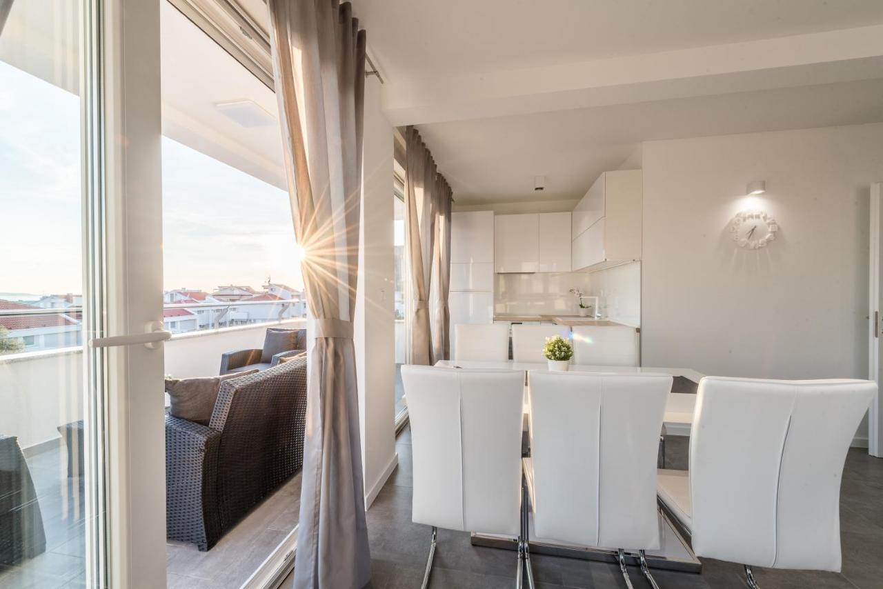 Villa Magnifica Apartments With Pool Novalja Εξωτερικό φωτογραφία