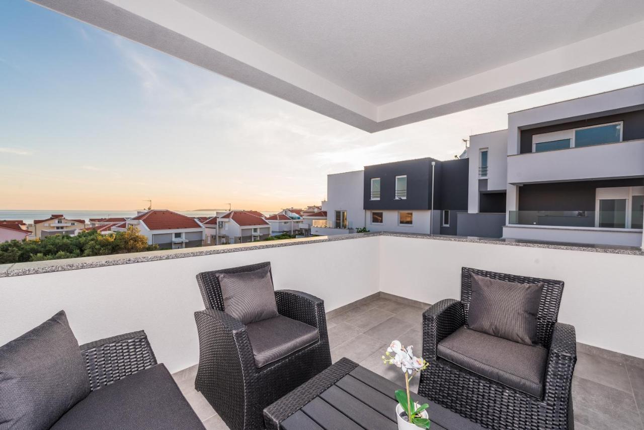 Villa Magnifica Apartments With Pool Novalja Εξωτερικό φωτογραφία