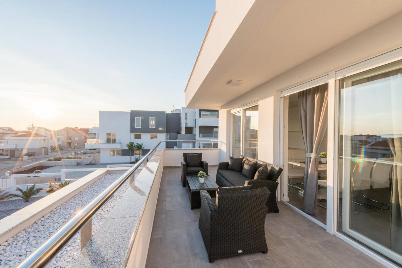 Villa Magnifica Apartments With Pool Novalja Εξωτερικό φωτογραφία