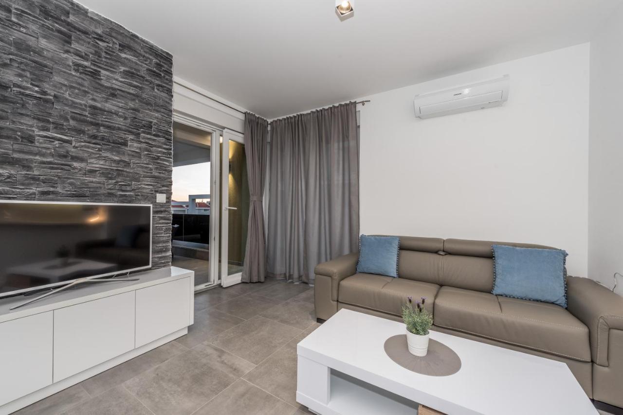 Villa Magnifica Apartments With Pool Novalja Εξωτερικό φωτογραφία