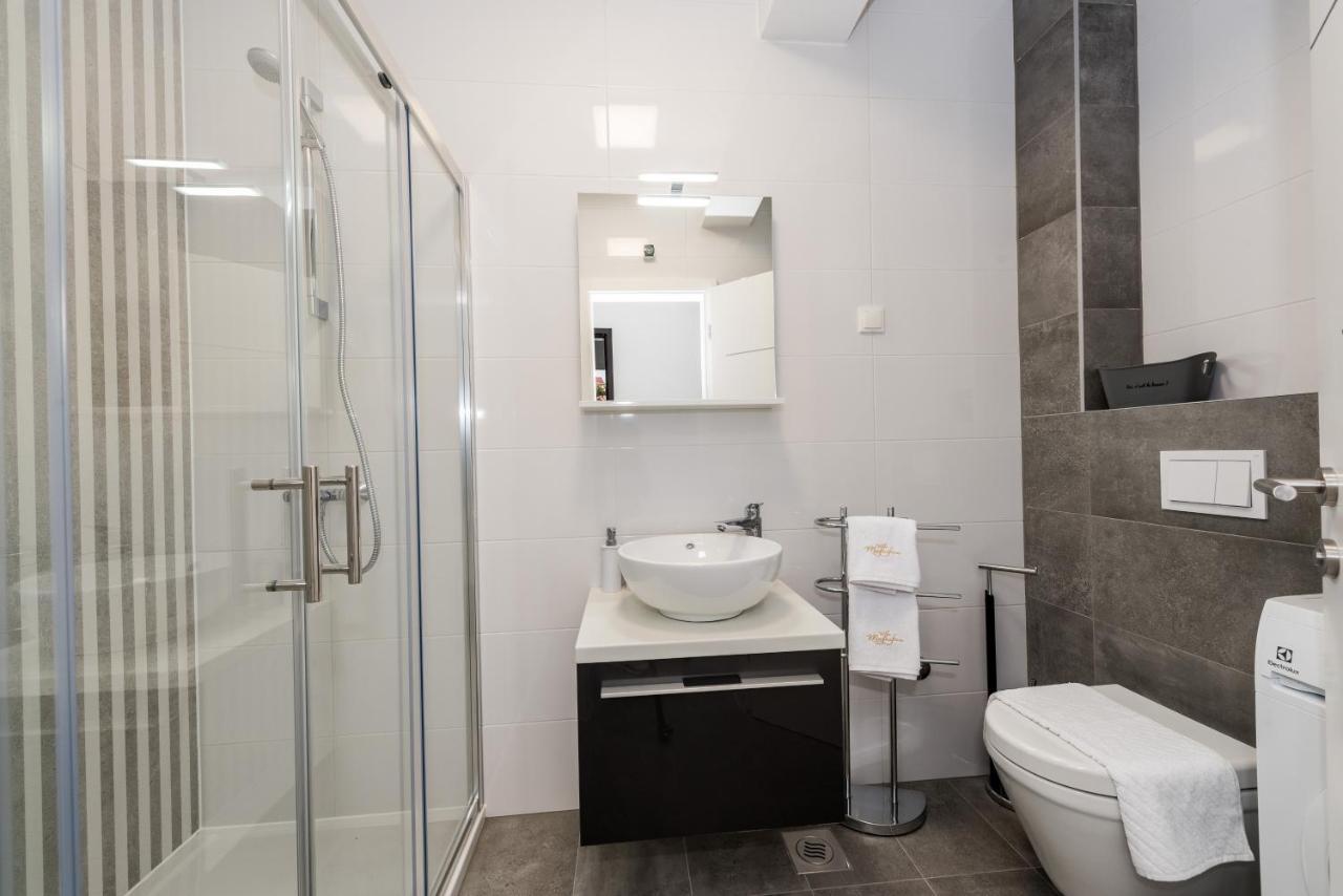 Villa Magnifica Apartments With Pool Novalja Εξωτερικό φωτογραφία